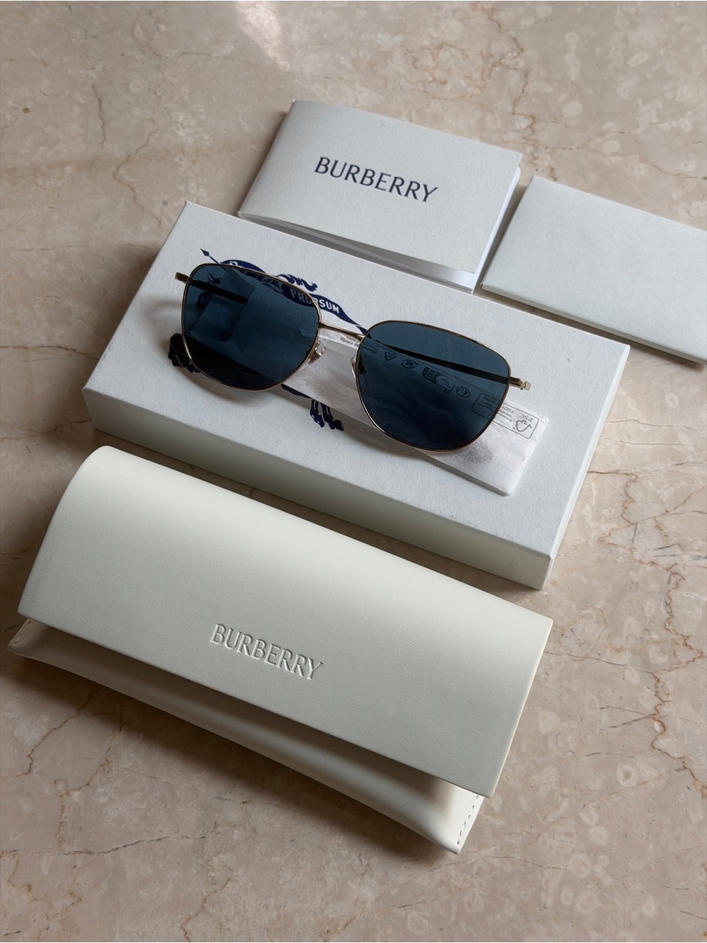 Burberry Burberry BE3171 sunglasses